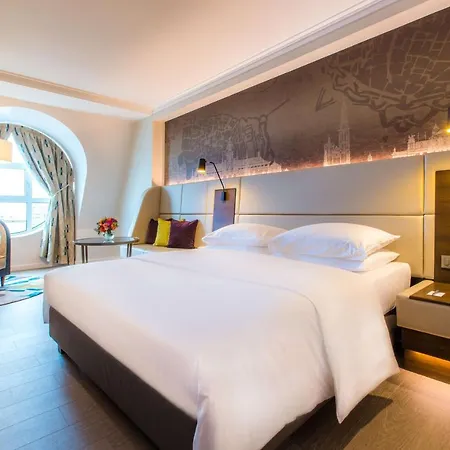 Radisson Blu Hotel, Centre